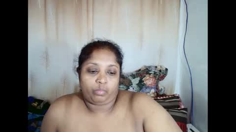 Snapshot of indiantasha chatting on 12/28/24, 07:44 indiantasha online show from 12/28/24, 07:44