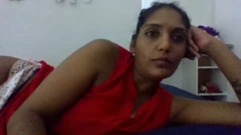 Snapshot of indianvixxenx chatting on 01/09/25, 07:18 sam online show from 01/09/25, 07:18