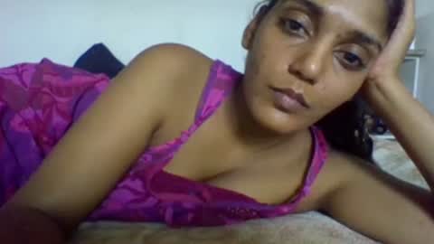 Snapshot of indianvixxenx chatting on 01/11/25, 02:58 sam online show from 01/11/25, 02:58