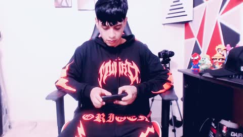 matias online show from 01/16/25, 01:06