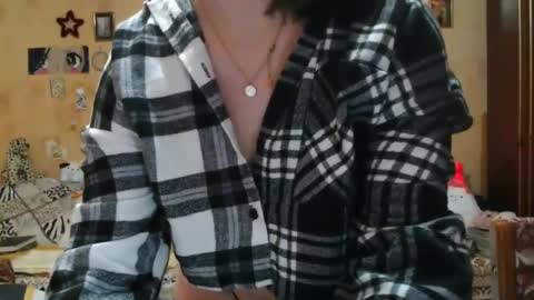 Snapshot of inelika chatting on 12/31/24, 03:45 Inna online show from 12/31/24, 03:45