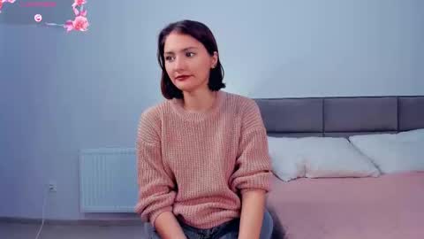 Kira online show from 09/24/25, 04:16