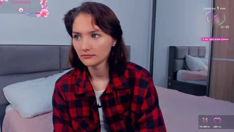 Kira online show from 10/01/25, 04:07