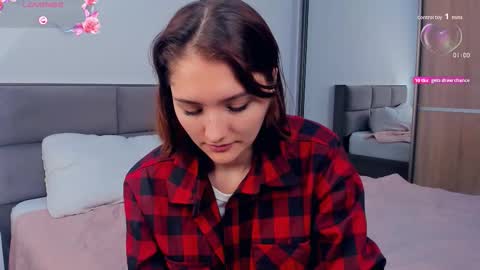 Kira online show from 10/09/25, 04:10