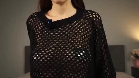 Snapshot of ink_soul chatting on 10/23/25, 01:21 Luna and Dior online show from 10/23/25, 01:21