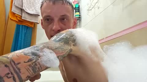 Snapshot of inkedjamesx chatting on 09/10/25, 10:37 James online show from 09/10/25, 10:37