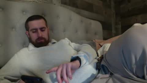 Snapshot of inmybackyard chatting on 01/17/25, 05:21 InMyBackyard online show from 01/17/25, 05:21