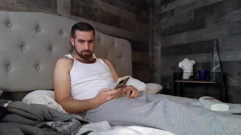 Snapshot of inmybackyard chatting on 11/13/25, 02:16 InMyBackyard online show from 11/13/25, 02:16