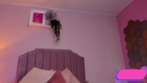 Snapshot of innana_babe chatting on 01/04/25, 07:55 Innana  online show from 01/04/25, 07:55