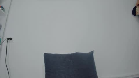 ALESSIA online show from 10/31/25, 10:44