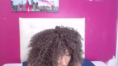 innocent_sexybaby online show from 11/19/25, 04:34