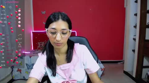 Snapshot of inocent_luna chatting on 01/27/25, 03:15 Luna moon online show from 01/27/25, 03:15