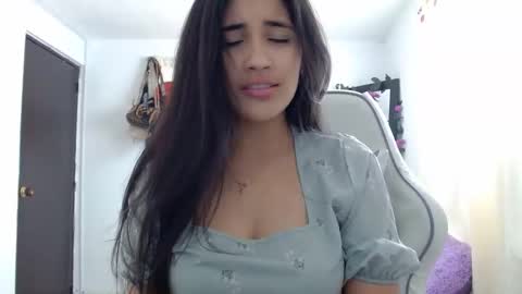 Snapshot of inocentheaven chatting on 01/21/25, 01:22 Celeste online show from 01/21/25, 01:22