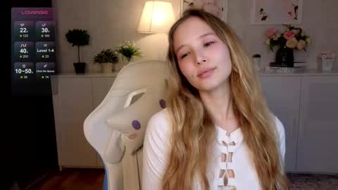 Snapshot of insaneinsomnia chatting on 10/31/25, 09:10 insaneinsomnia online show from 10/31/25, 09:10