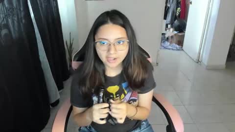 Iris 3 online show from 12/18/24, 05:00