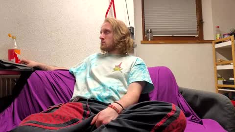 DrownMentally online show from 03/01/25, 02:37