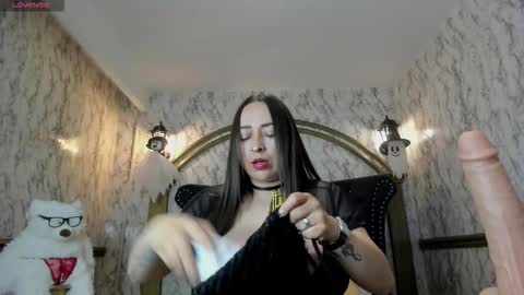 Irenne Wilson Online 0700 to 1400 gmt-5 online show from 10/21/25, 12:17