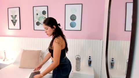 IRINA online show from 10/10/25, 11:31