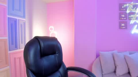 Snapshot of irinaportman chatting on 12/06/24, 03:30 Irina online show from 12/06/24, 03:30