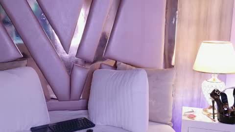 Snapshot of irinavelvet chatting on 09/26/25, 06:45 irinavelvet online show from 09/26/25, 06:45