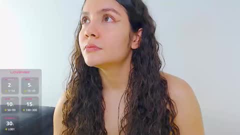 Snapshot of iris_caprice chatting on 10/03/25, 09:45 Instagram iris caprice online show from 10/03/25, 09:45