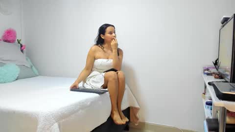 iris online show from 11/09/25, 10:52