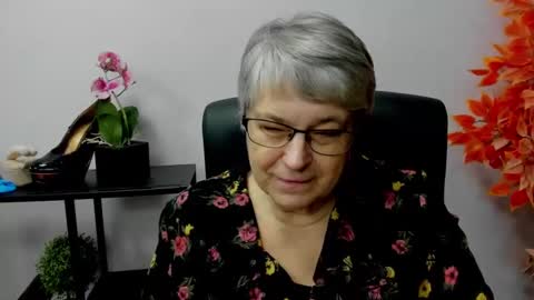 I R I S online show from 12/02/24, 10:50