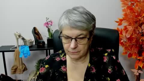 I R I S online show from 12/03/24, 10:39