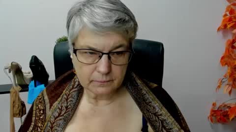 I R I S online show from 01/22/25, 10:50