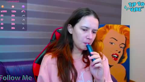 Snapshot of irisnichols chatting on 10/14/25, 02:01 Iris online show from 10/14/25, 02:01