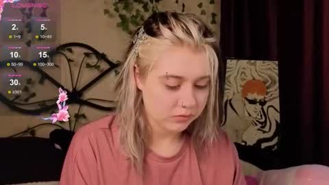 Snapshot of irissocute chatting on 11/11/25, 07:52 I am Cutie Iris3 online show from 11/11/25, 07:52