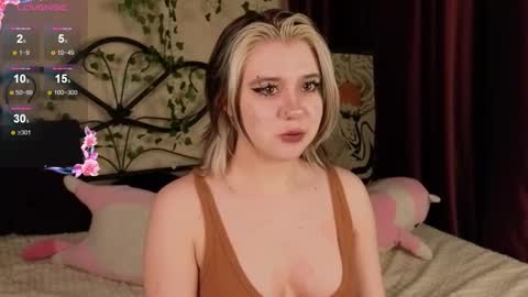 Snapshot of irissocute chatting on 11/12/25, 09:32 I am Cutie Iris3 online show from 11/12/25, 09:32