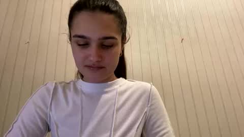 Snapshot of irisss31 chatting on 01/08/25, 07:13 irisss31 online show from 01/08/25, 07:13