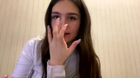 Snapshot of irisss31 chatting on 01/10/25, 06:17 irisss31 online show from 01/10/25, 06:17