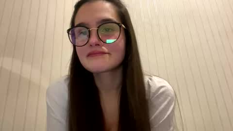 Snapshot of irisss31 chatting on 02/27/25, 06:53 irisss31 online show from 02/27/25, 06:53