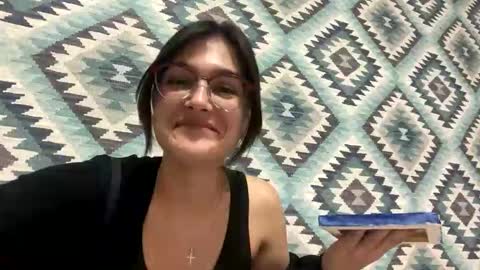 Snapshot of irisss31 chatting on 09/27/25, 06:13 irisss31 online show from 09/27/25, 06:13