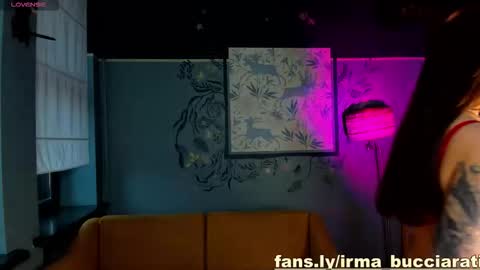 irma_bucciarati online show from 11/04/25, 08:24