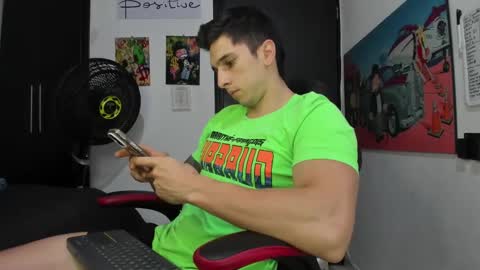 Snapshot of ironflex1 chatting on 02/18/25, 12:04 Jake online show from 02/18/25, 12:04