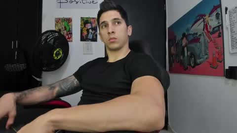 Snapshot of ironflex1 chatting on 02/21/25, 03:43 Jake online show from 02/21/25, 03:43