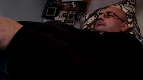 Snapshot of ironkokkk chatting on 12/15/24, 03:31 Ironkokkk online show from 12/15/24, 03:31
