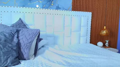 Sandy  online show from 02/19/25, 03:16