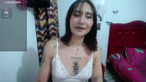 Snapshot of isa_bella___ chatting on 01/10/25, 02:35 Isa online show from 01/10/25, 02:35