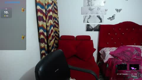 Snapshot of isa_bella___ chatting on 01/30/25, 03:00 Isa online show from 01/30/25, 03:00