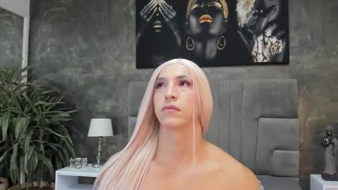 Isa Lancaster online show from 11/09/25, 07:23