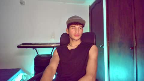 Snapshot of isaac__efx chatting on 12/13/24, 07:36 isaac online show from 12/13/24, 07:36