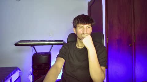 Snapshot of isaac__efx chatting on 12/20/24, 02:19 isaac online show from 12/20/24, 02:19