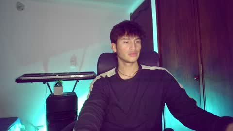 Snapshot of isaac__efx chatting on 01/06/25, 04:04 isaac online show from 01/06/25, 04:04