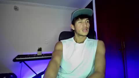 Snapshot of isaac__efx chatting on 01/22/25, 12:06 isaac online show from 01/22/25, 12:06