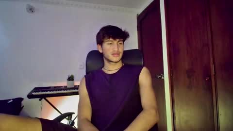 Snapshot of isaac__efx chatting on 01/23/25, 09:07 isaac online show from 01/23/25, 09:07