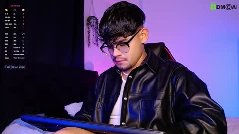 Isaac Saenz. online show from 10/15/25, 11:38